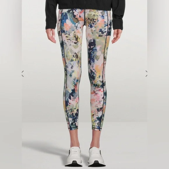 Sweaty Betty Super Sculpt 7/8 Leggings Watercolor Design - Picture 4 of 9